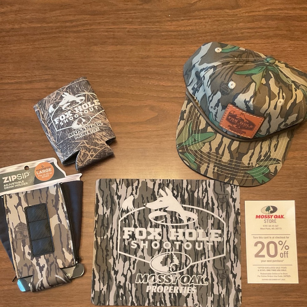 Mossy Oak Camouflage Hat with Accessories